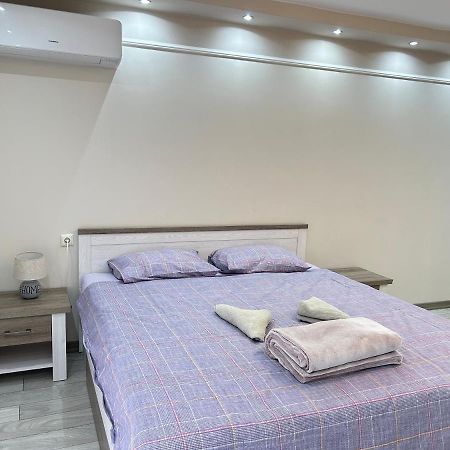 Apartament Deluxe Karina-Free Parking 布尔加斯 外观 照片